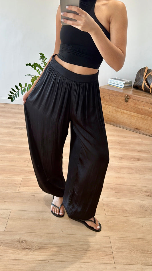 PANTALON "JULIANNE" NOIR FLUIDE